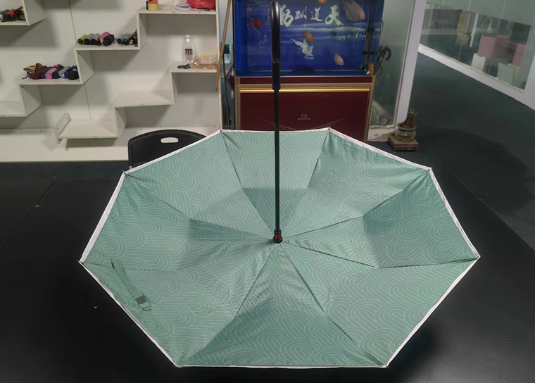 reverse umbrella